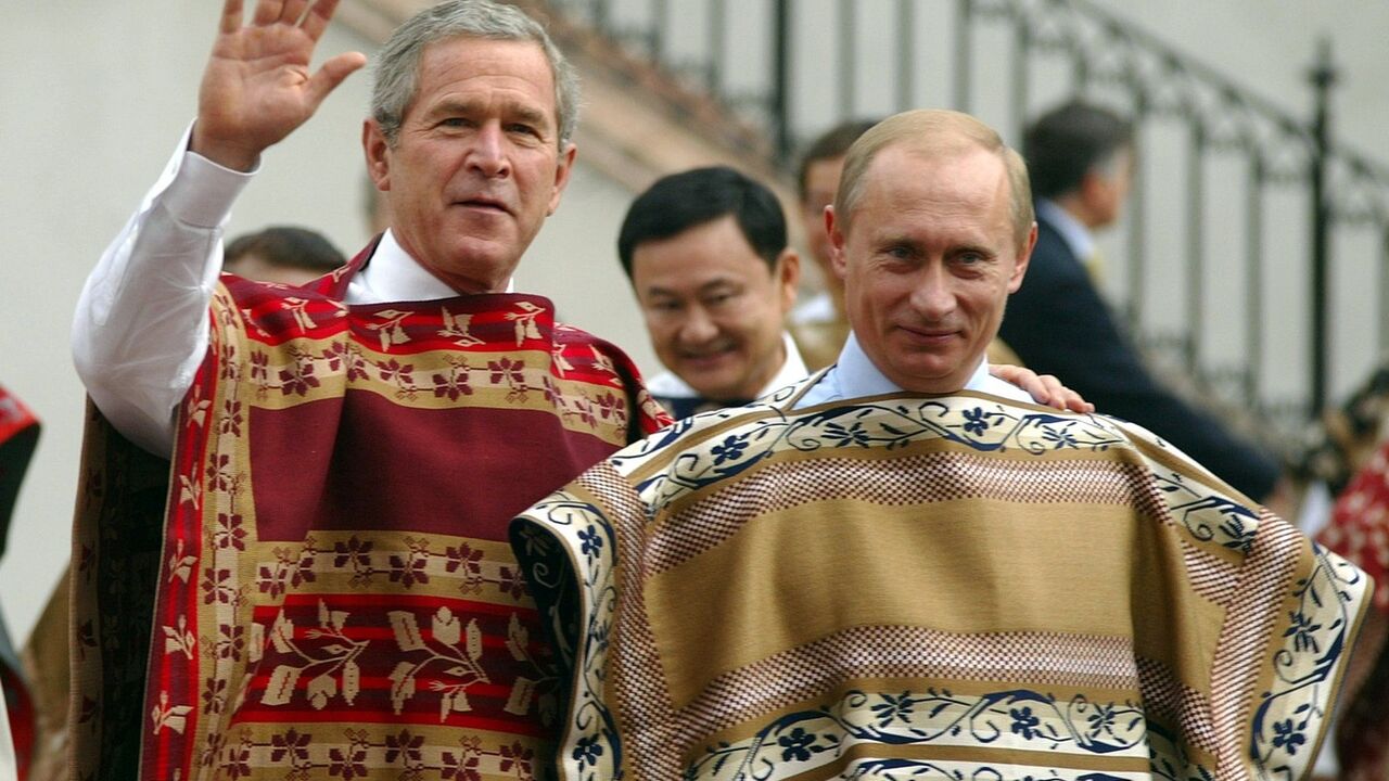 Samitu Azijsko-pacifičke ekonomske saradnje 2004