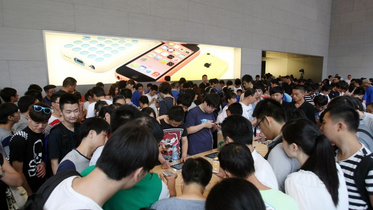 Gužva u Apple radnji