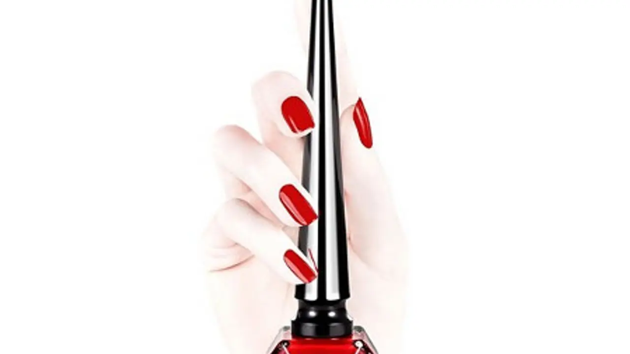 lak za nokte Louboutin