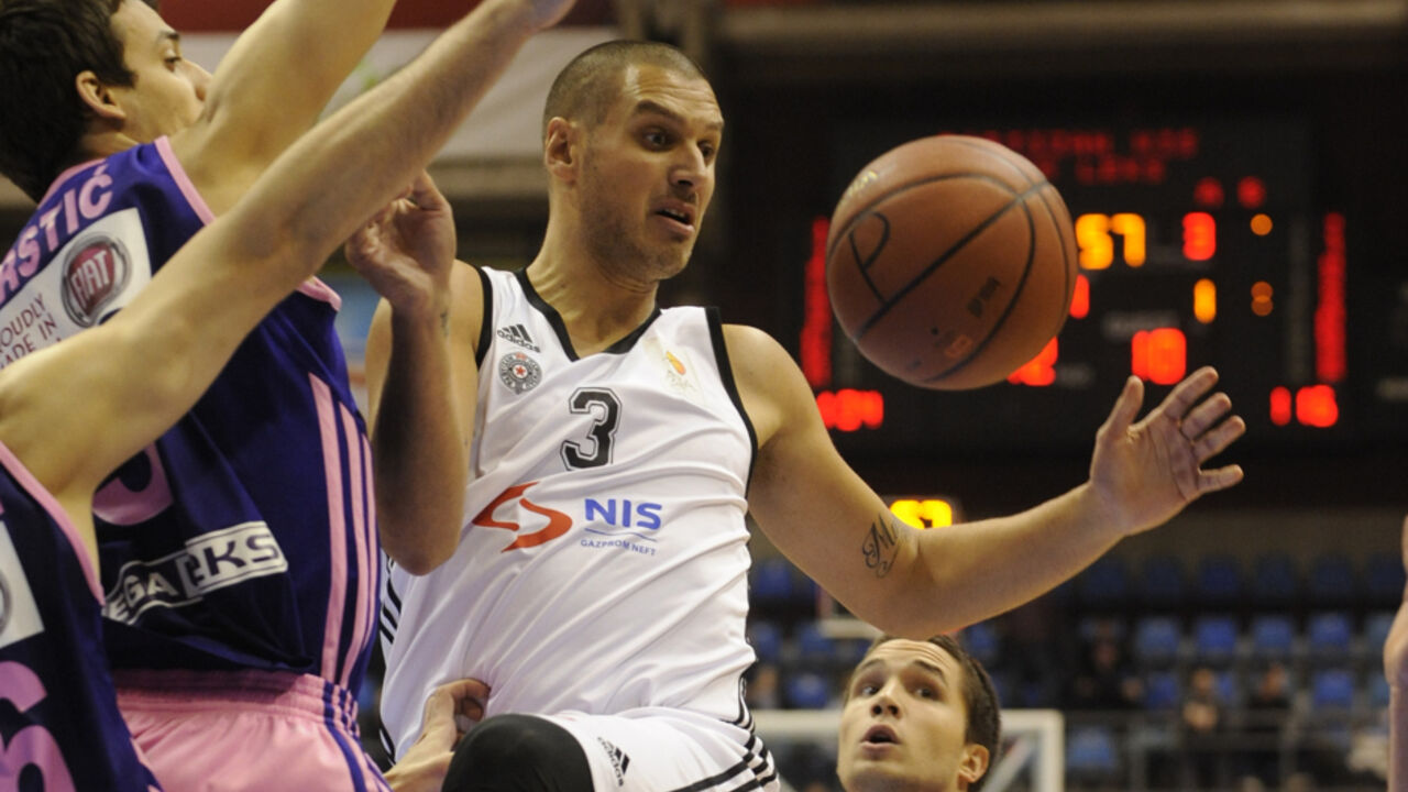 Aleksandar Pavlović na meču sa Mega Leksom