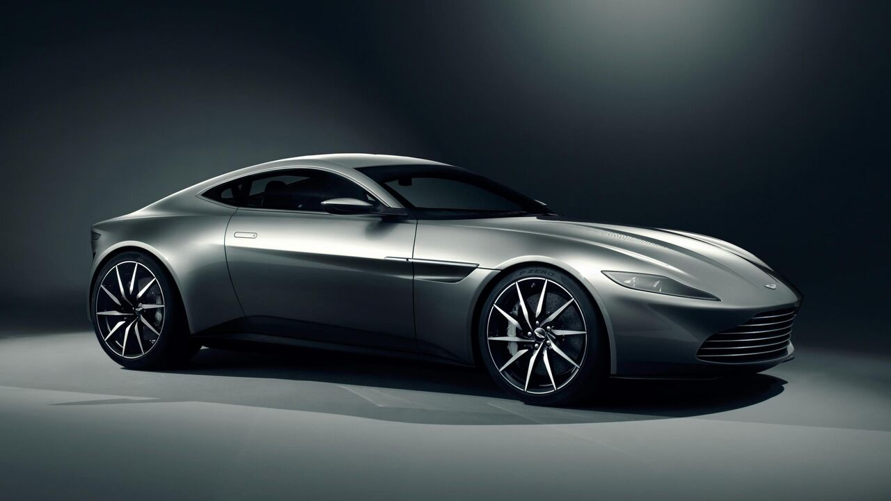 Aston martin DB10