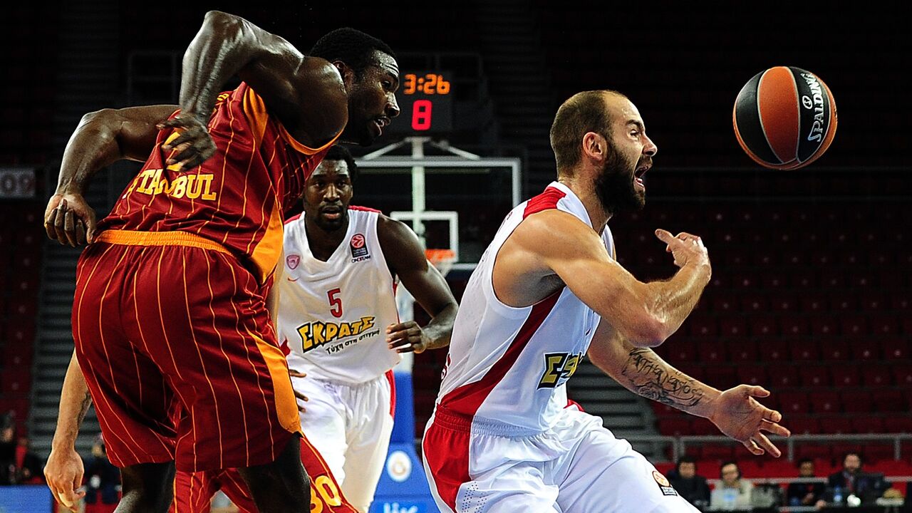 Vasilis Spanulis na susretu protiv Galatasaraja