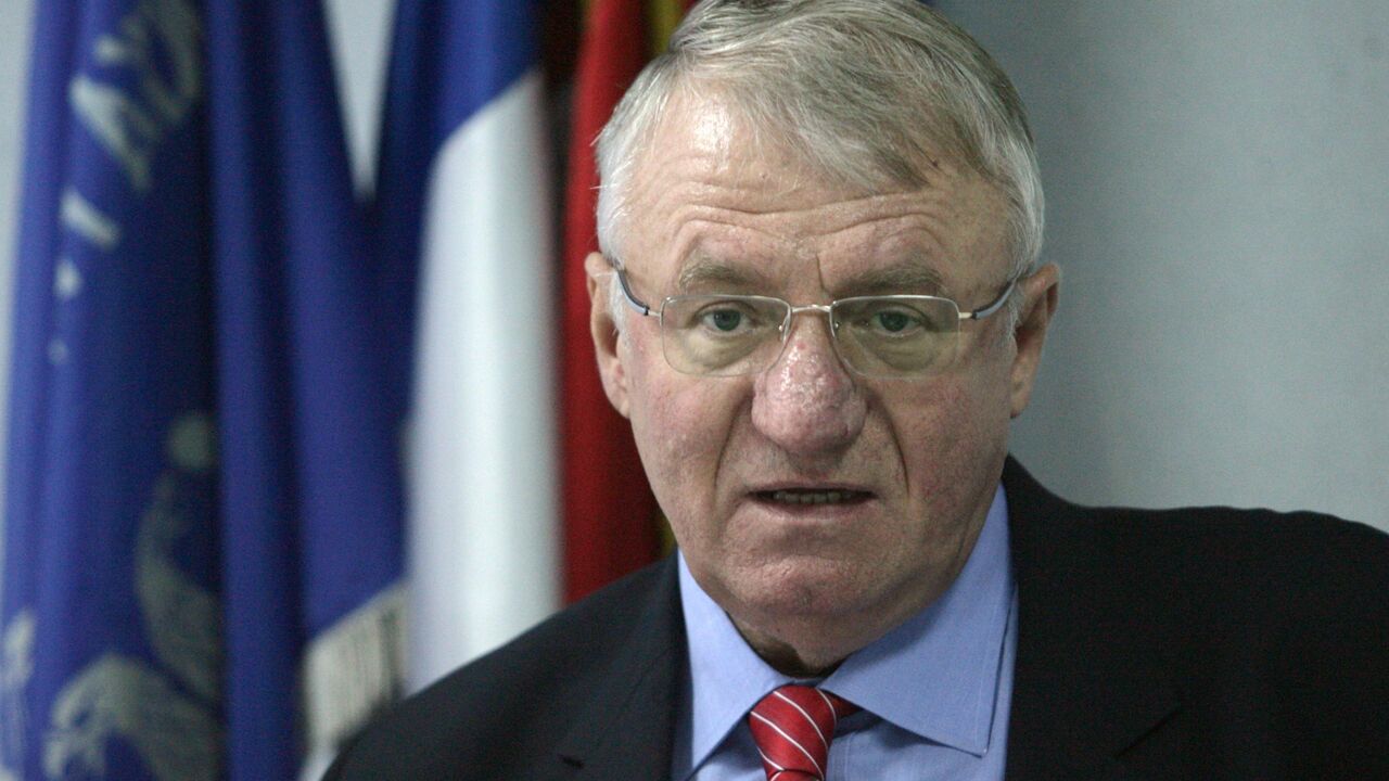 Vojislav Šešelj