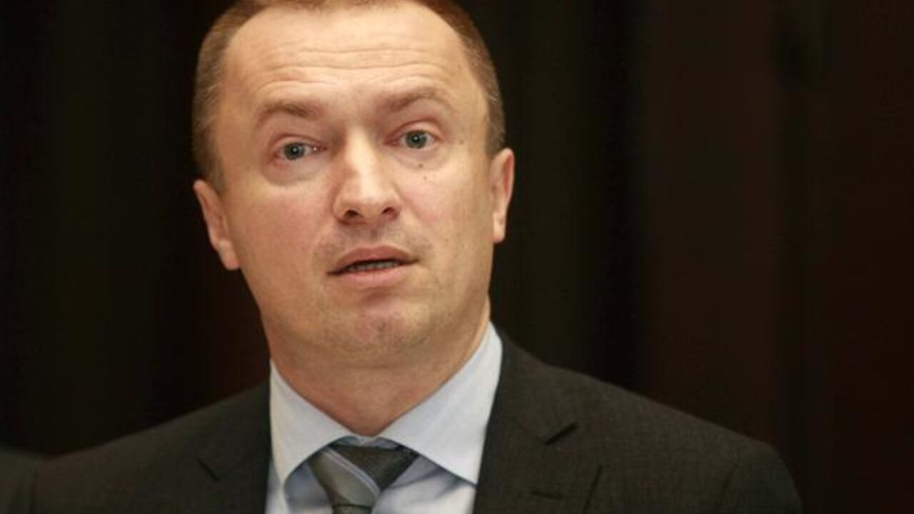 Rat saopštenjima SNS i DS