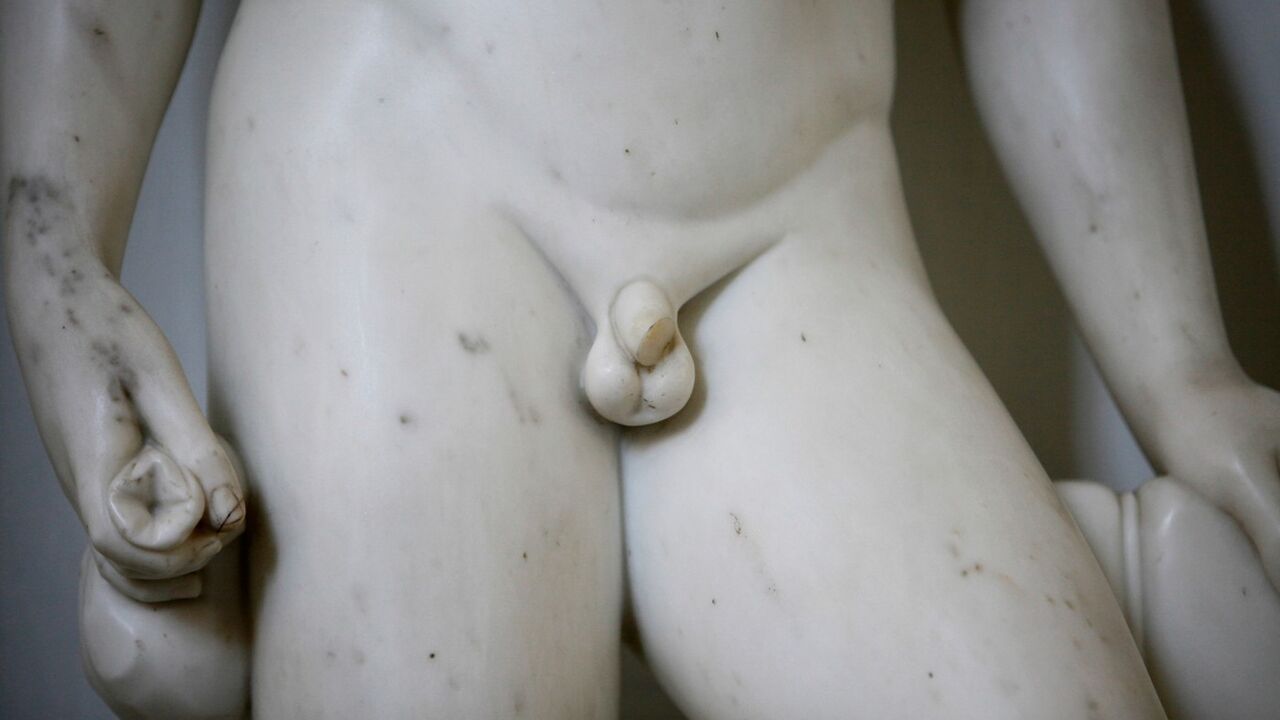 Statua okrnjenog penisa