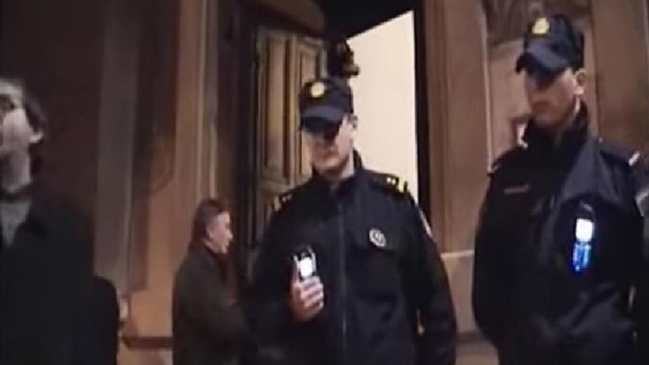 Ispred Bazilike Srca Isusova u Zagrebu