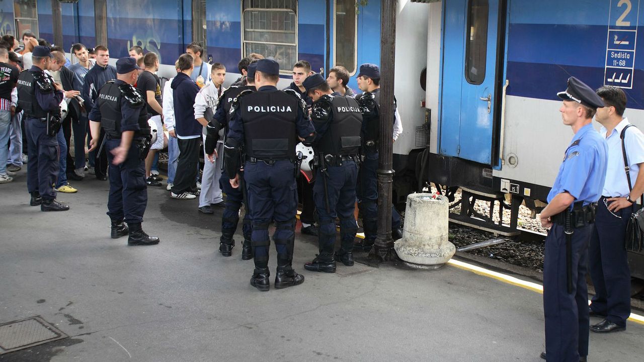 policija