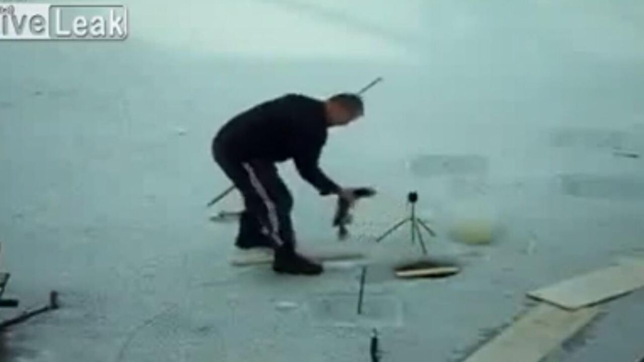 Čovek upecao štuku