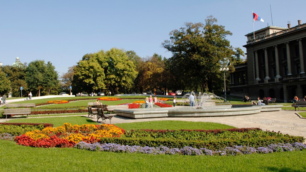 park u Beogradu ispred Skupštine grada