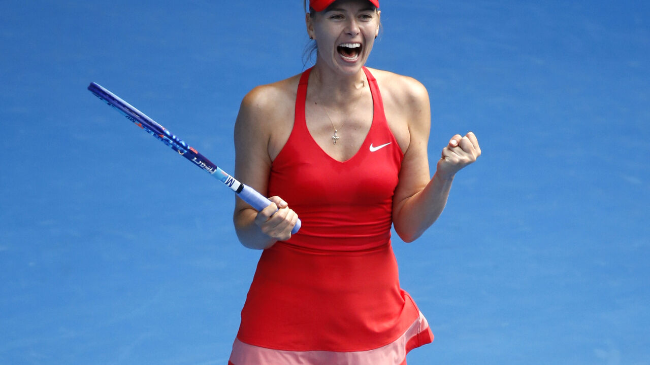 Marija Šarapova slavi pobedu nad Ekaterinom Makarovom u polufinalu Australijan Opena
