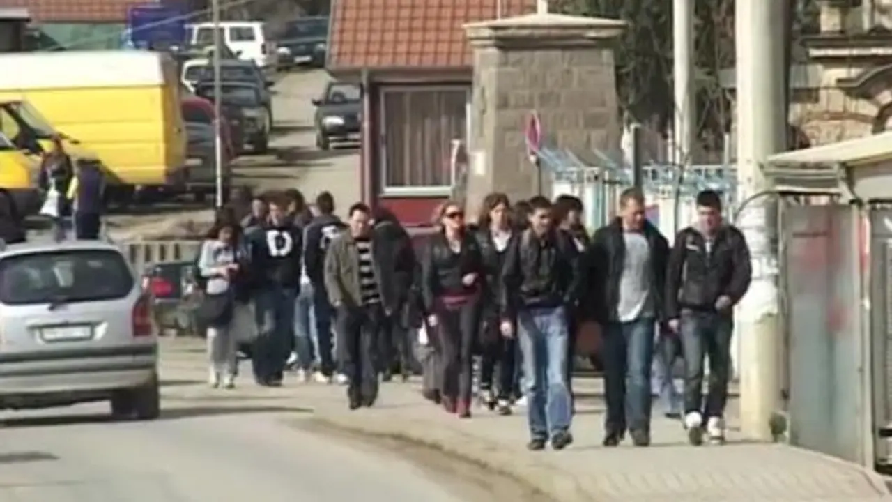 Ljudi na ulicama Gračanice