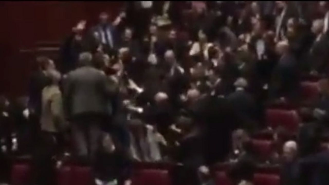tuča u Italijanskom parlamentu