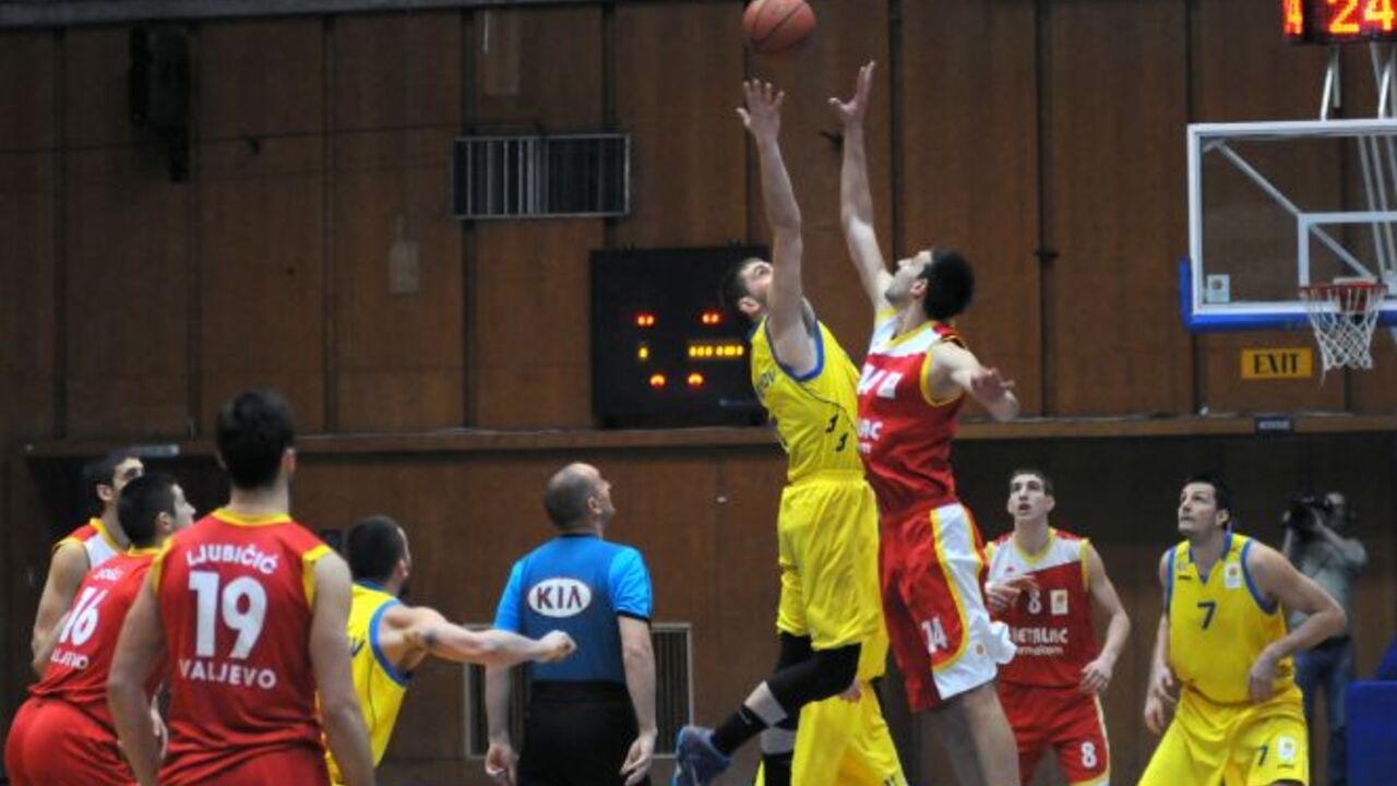 KK Metalac i KK Levski