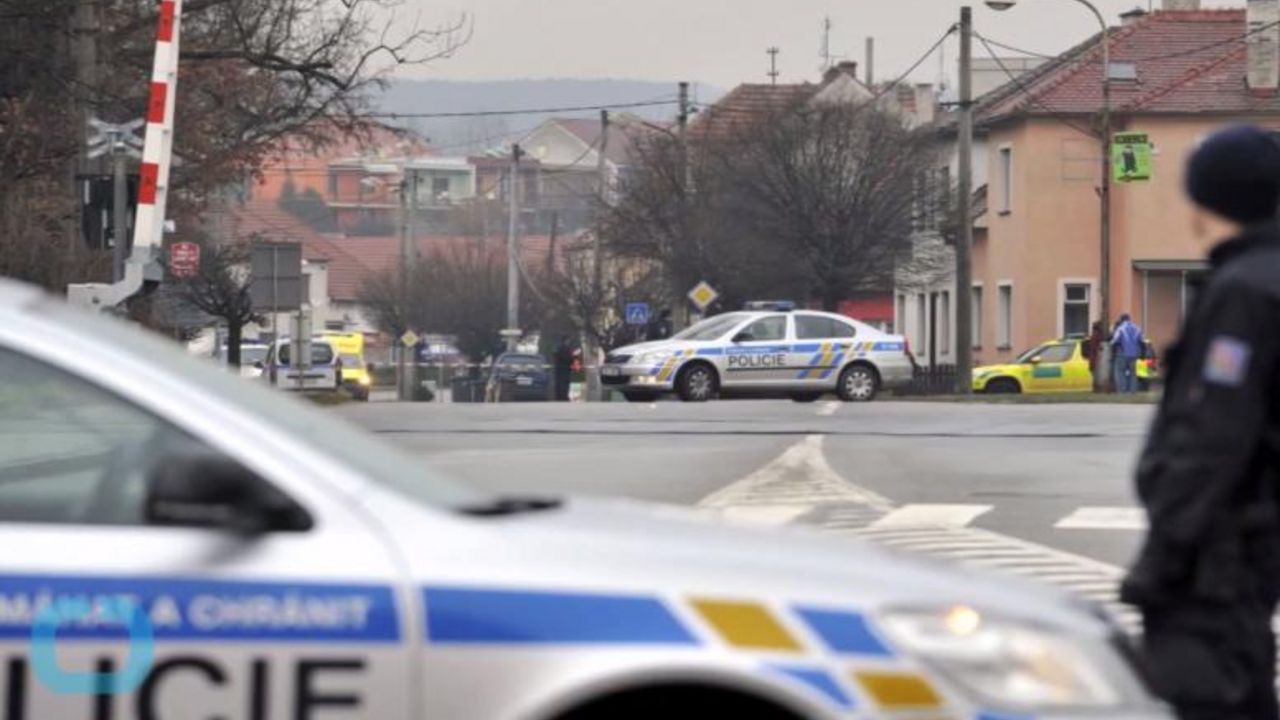 Policija na mestu pucnjave u Uherskom Brodu u Češkoj