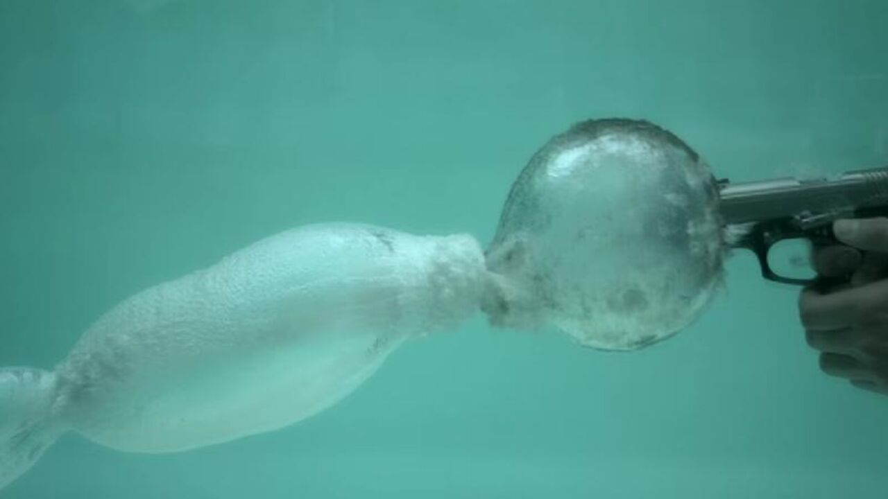 Pucanj pod vodom