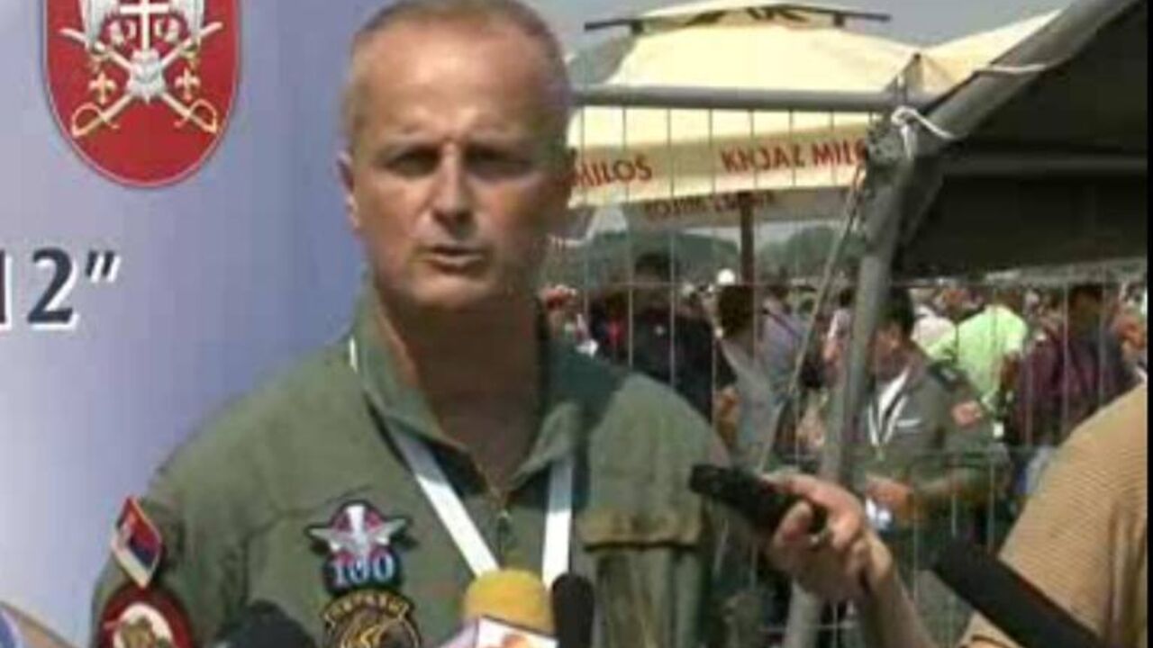 Omer mehić, pilot