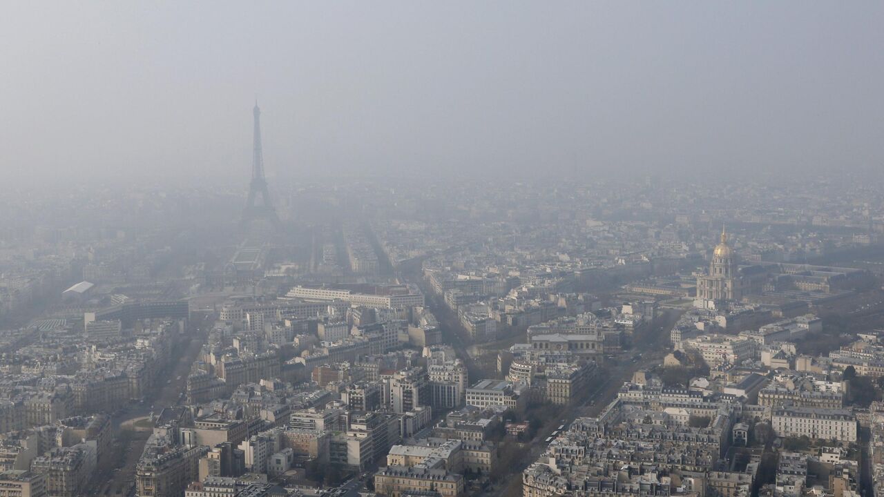 Pariz, smog