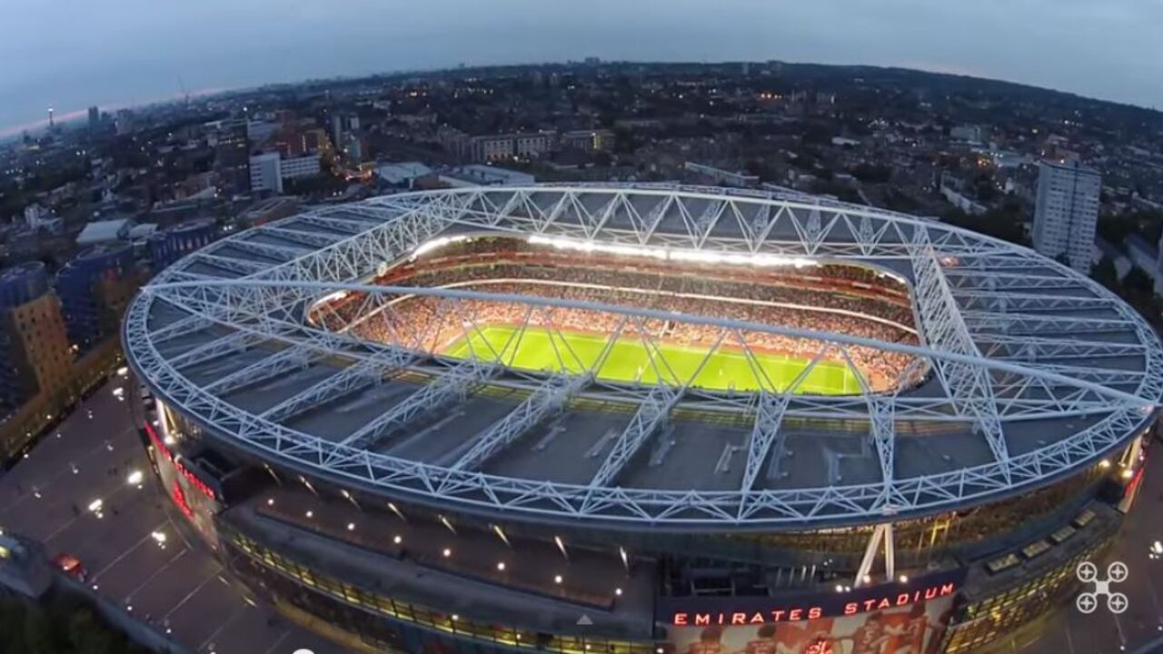 Dron iznad Arsenalovog stadiona