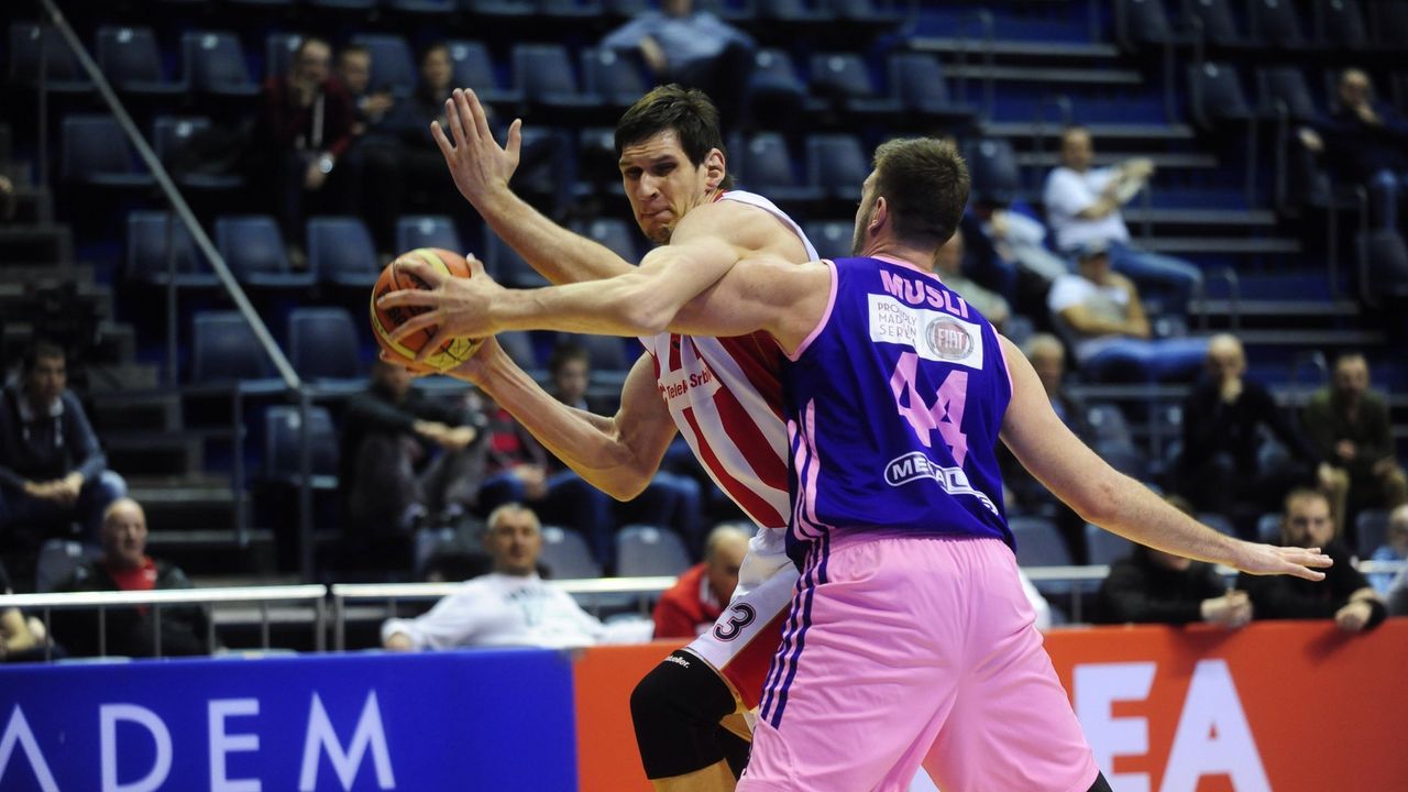 Boban Marjanović i Dejan Musli u duelu u prvom kolu KLS između Crvene zvezde i Mega Leksa