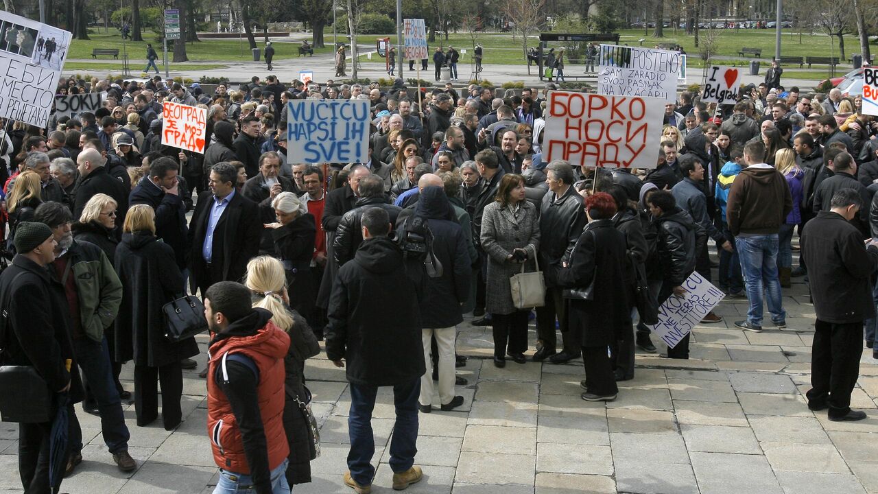 transparenti, Beograd na vodi
