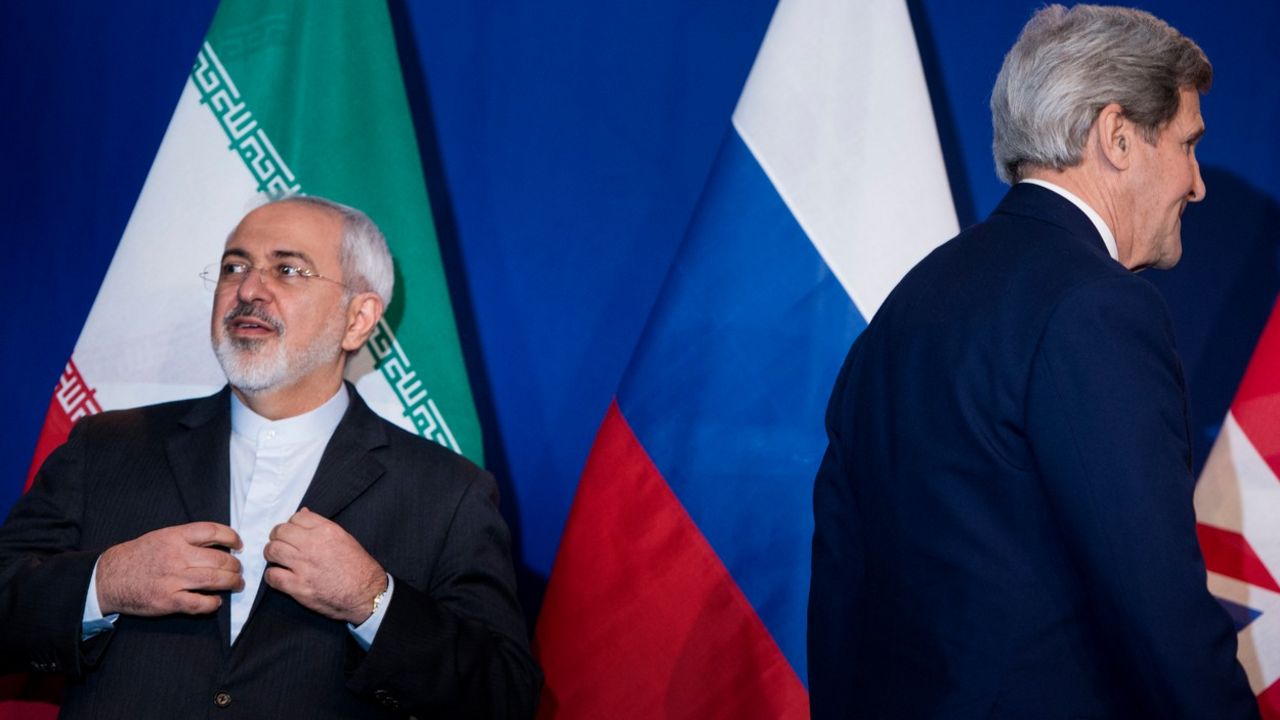 Mohamed Džavad Zarif i Džon Keri