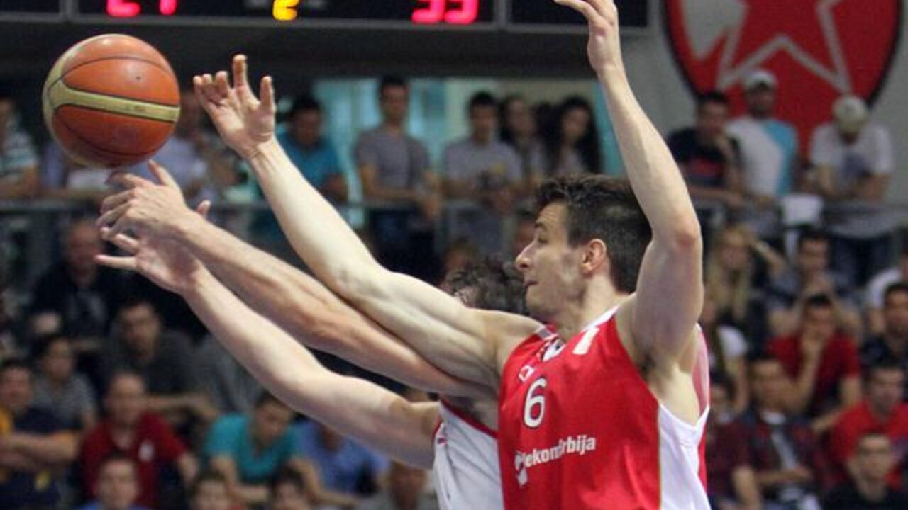 Duel iz utakmice Superlige Srbije između Konstantina i Crvene zvezde Telekom