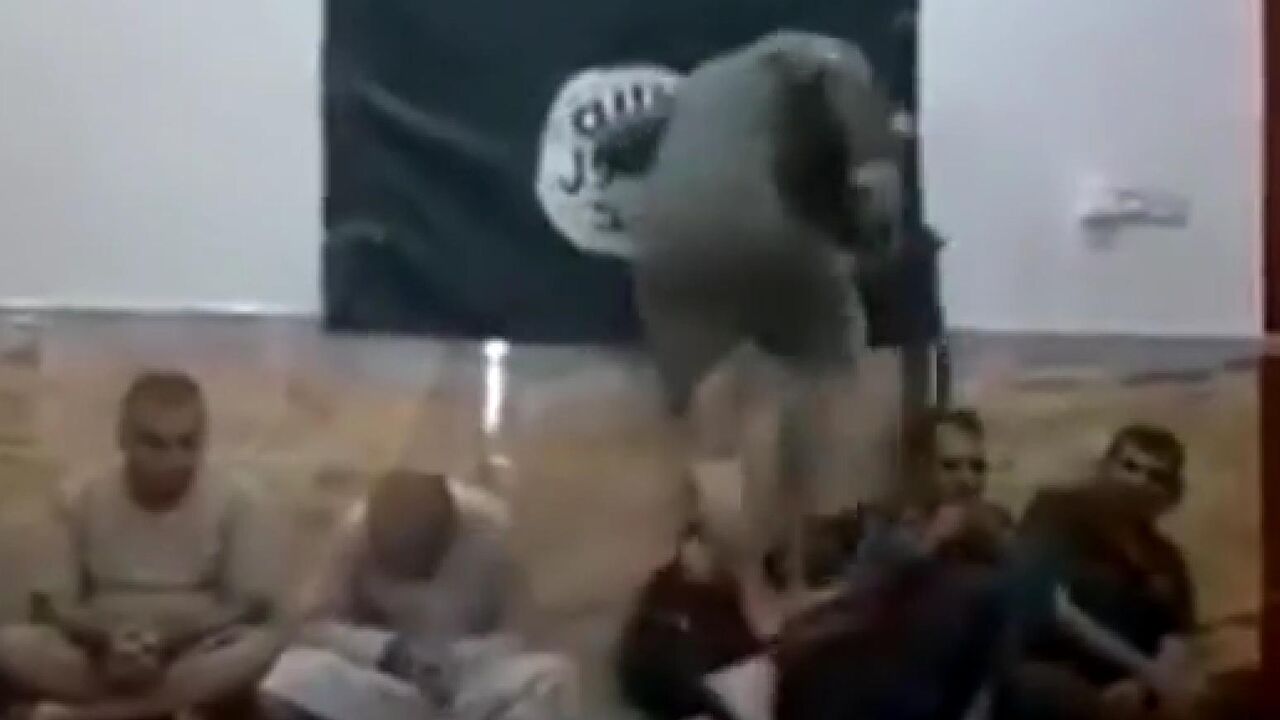 Islamista gasi cigaretu