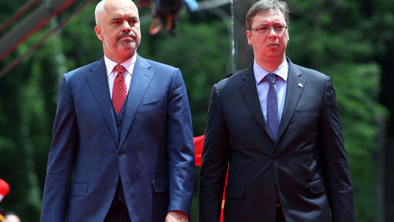Aleksandar Vučić, Edi Rama
