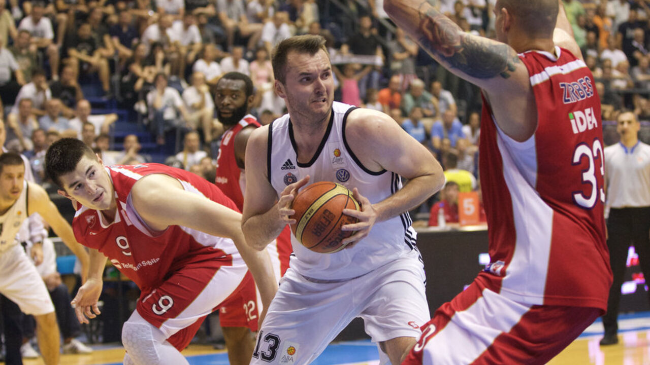 Milan Mačvan u duelu sa Mitrovićem i Cirbesom u drugom meču finala plej-ofa KLS