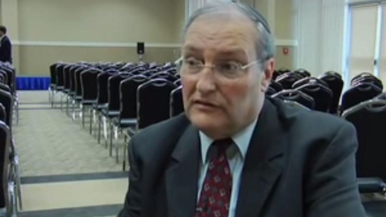 Efraim Zurof