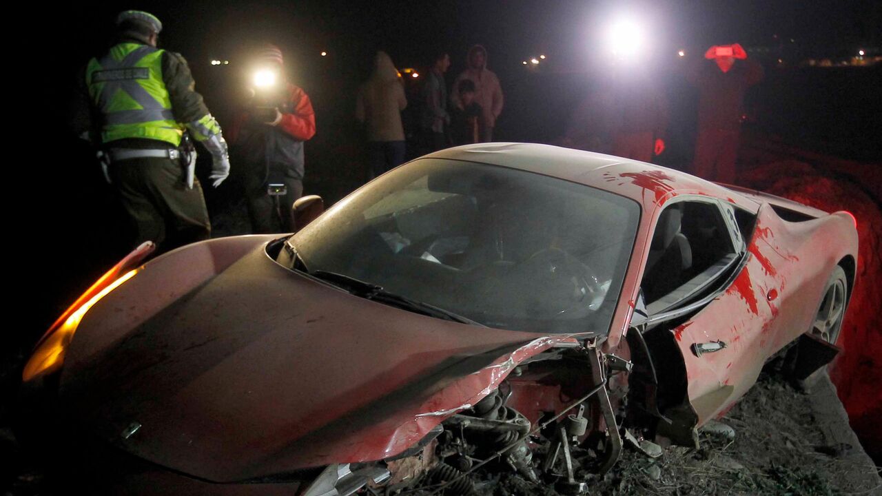 Ferari koji je slupao Arturo Vidal