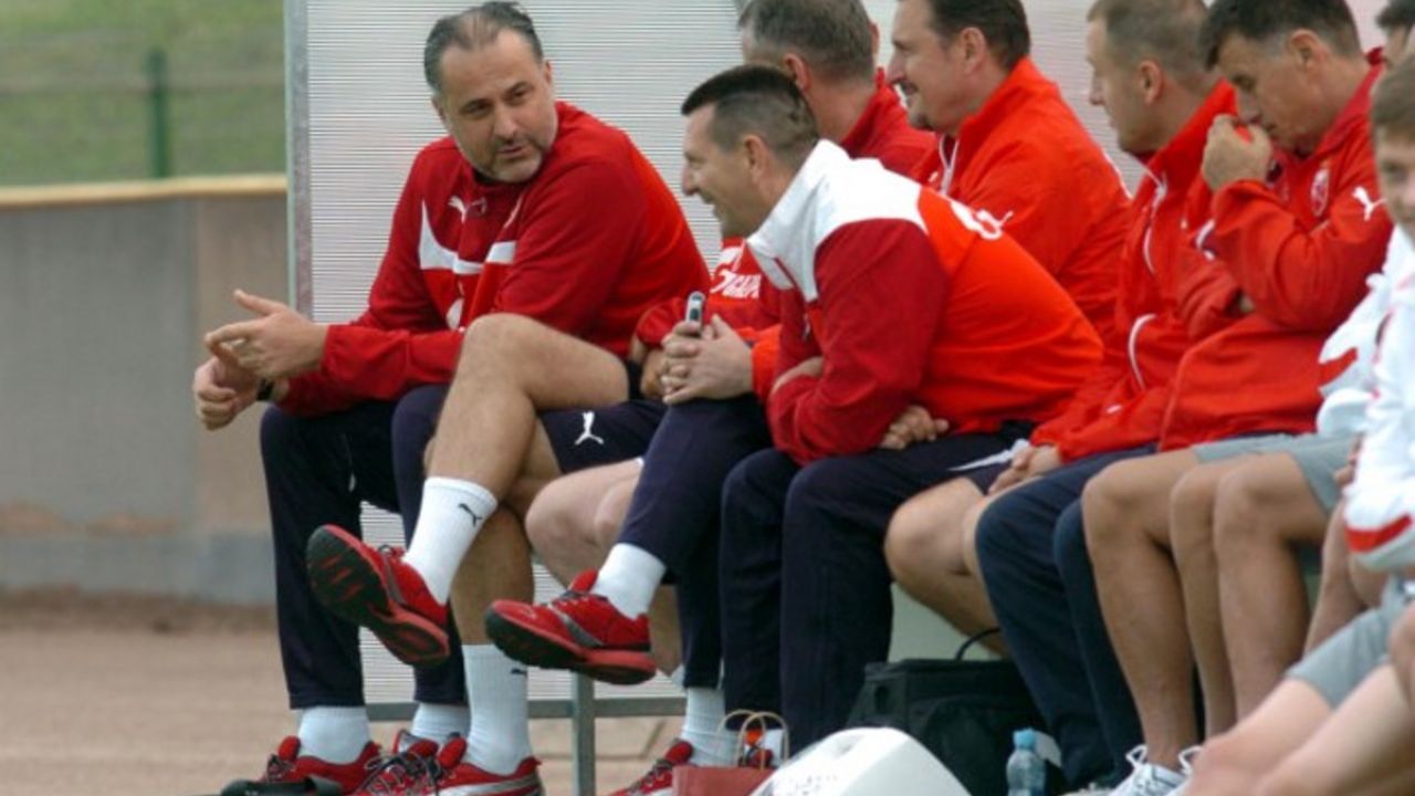 Trener fudbalera Crvene zvezde Miodrag Božović 