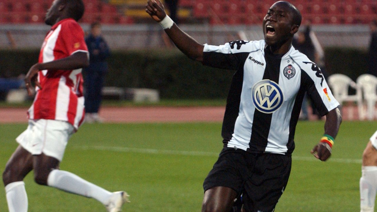 Lamin Dijara slavi gol u večitom derbiju