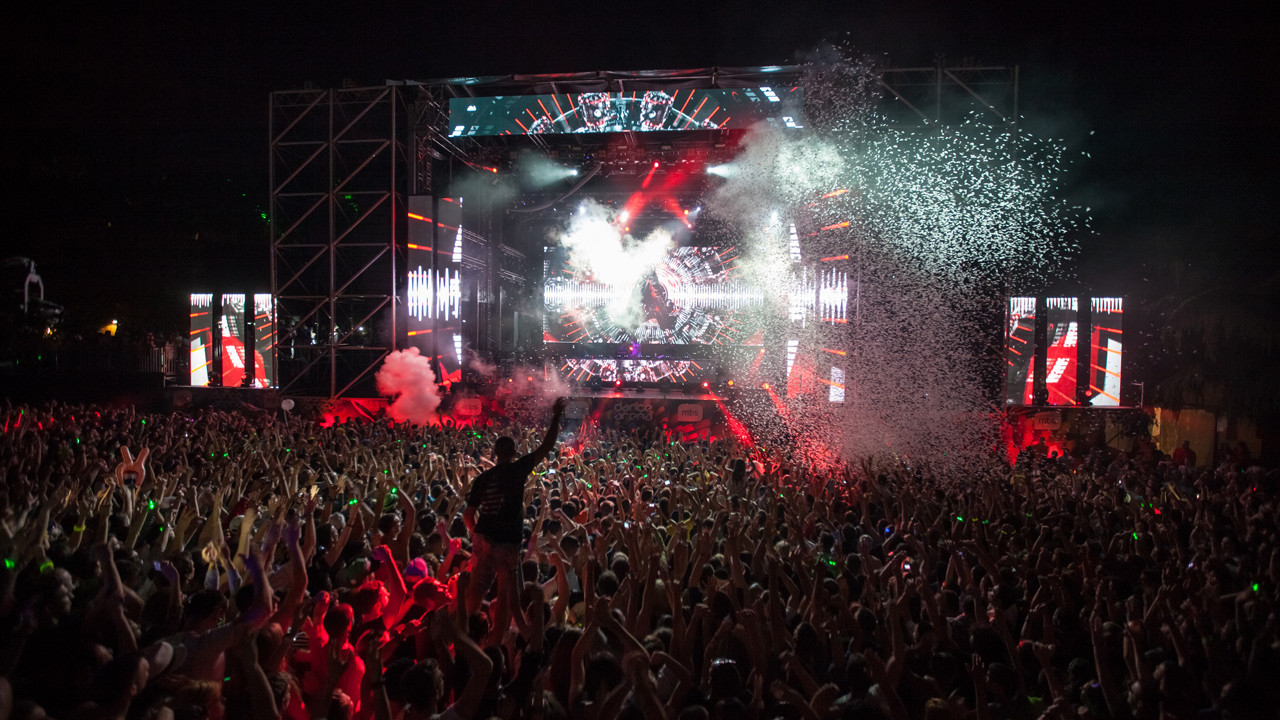 Exit 2015