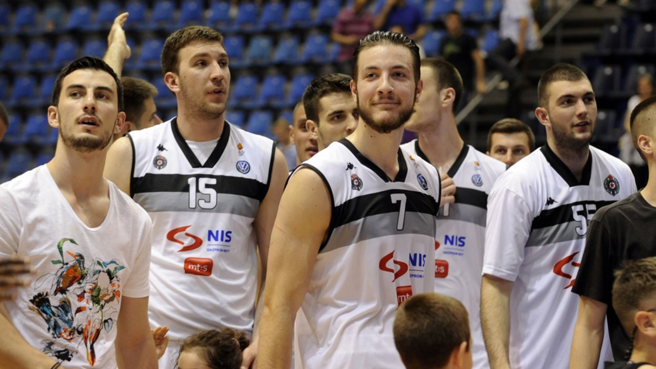 Leo Vesterman i Žofre Lovernj dok su nastupali za Partizan