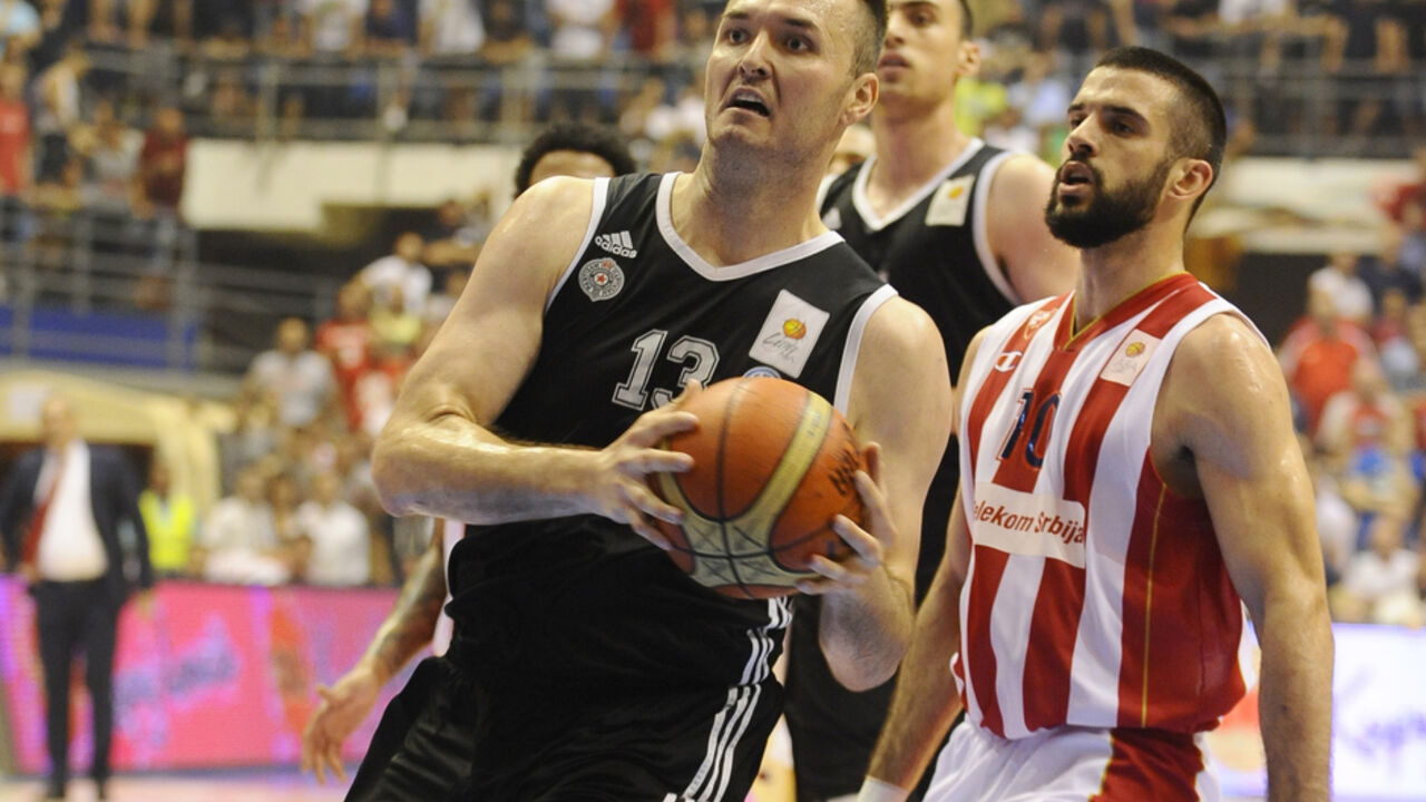 Milan Mačvan na meču sa Crvenom zvezdom