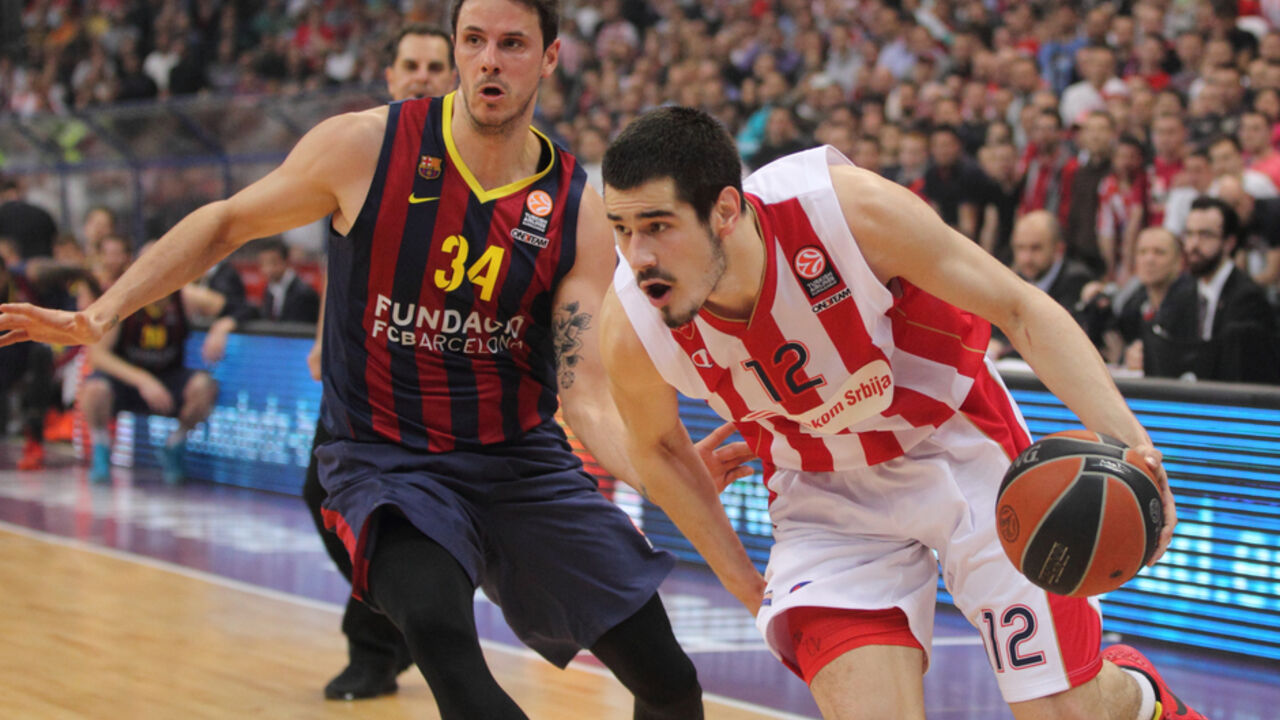 Nikola Kalinić i Boštjan Nahbar u meču Evrolige između Crvene zvezde i Barselone