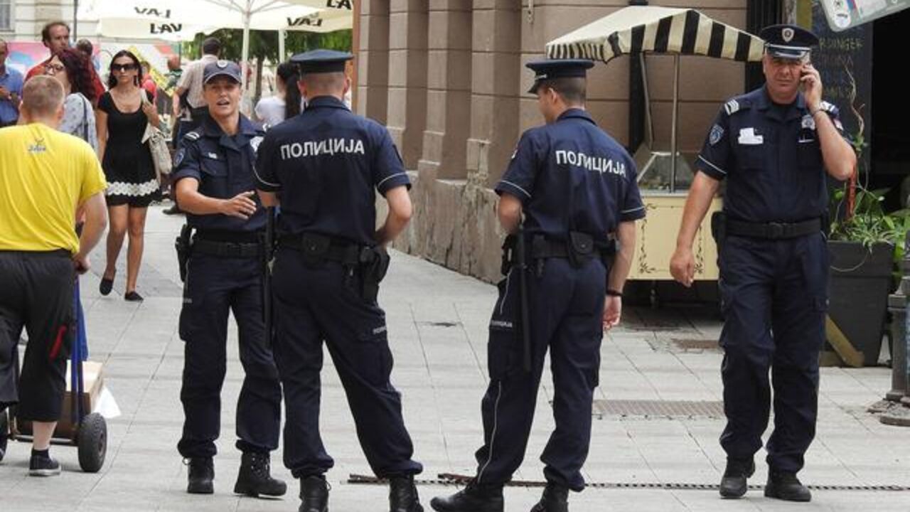 policija