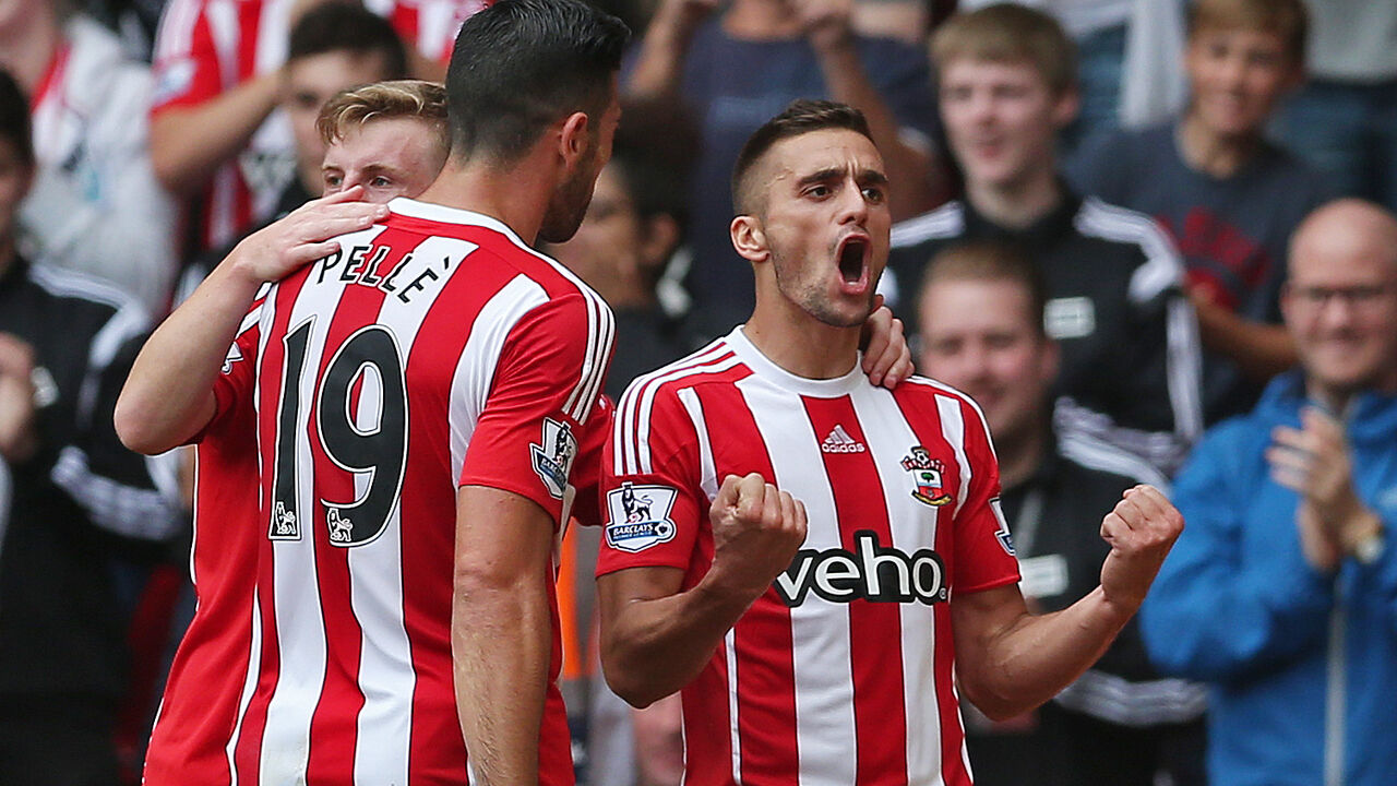 Dušan Tadić proslavlja gol na meču sa Noričem