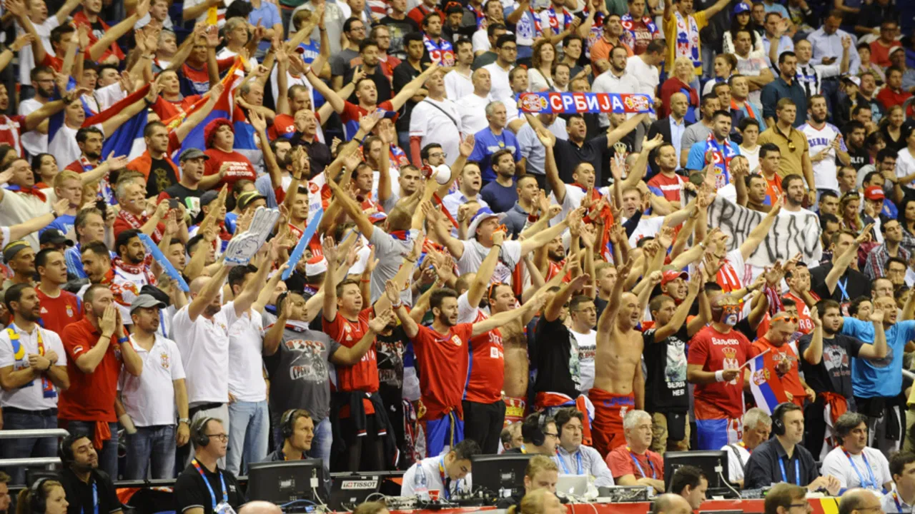 Navijači Srbije u Mercedes Benc Areni