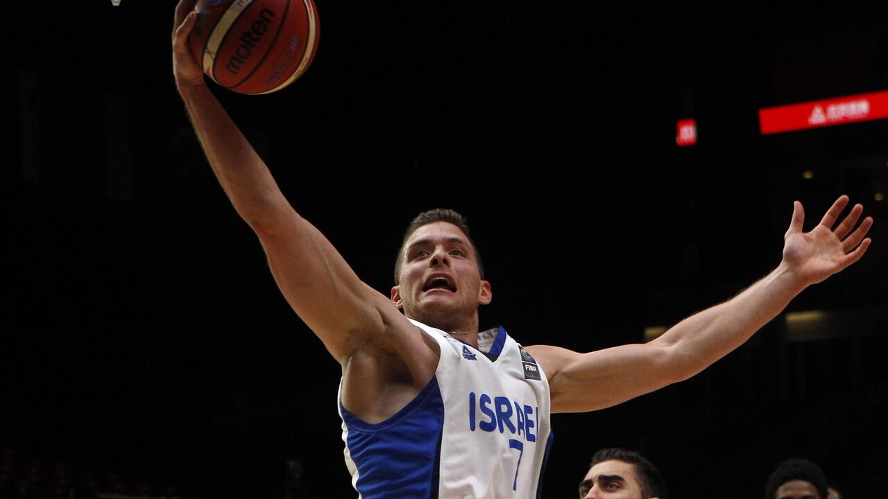 Gal Mekel u dresu reprezentacije Izraela na Evrobasketu
