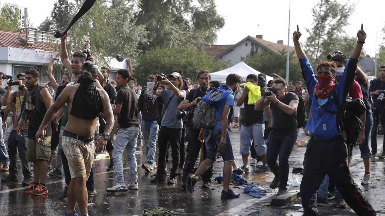 Napad migranata na Horgoš