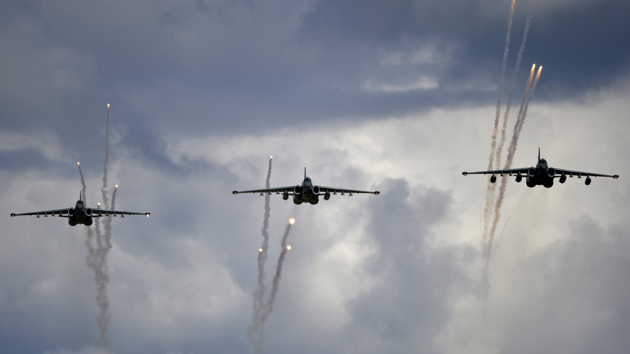 Bombarderski let aviona Su-25