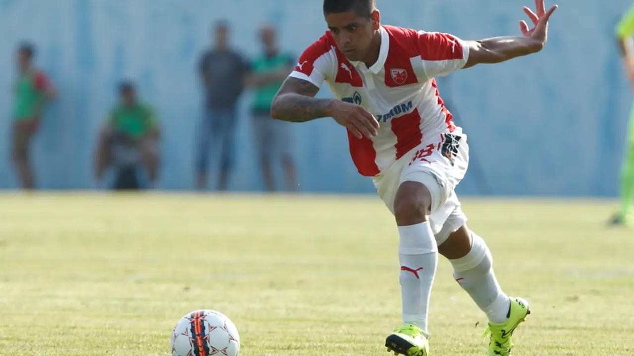 Luis Ibanjez pojačanje Crvene zvezde