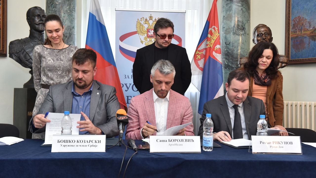 Potpisivanje sporazuma u Ruskom domu