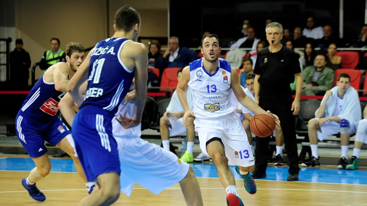 Đorđe Drenovac u meču MZT - Cibona