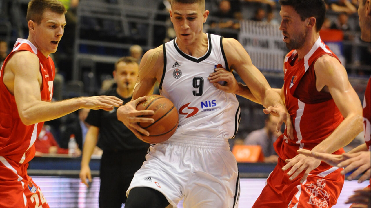 Vanja Marinković na utakmici sa Tajfunom