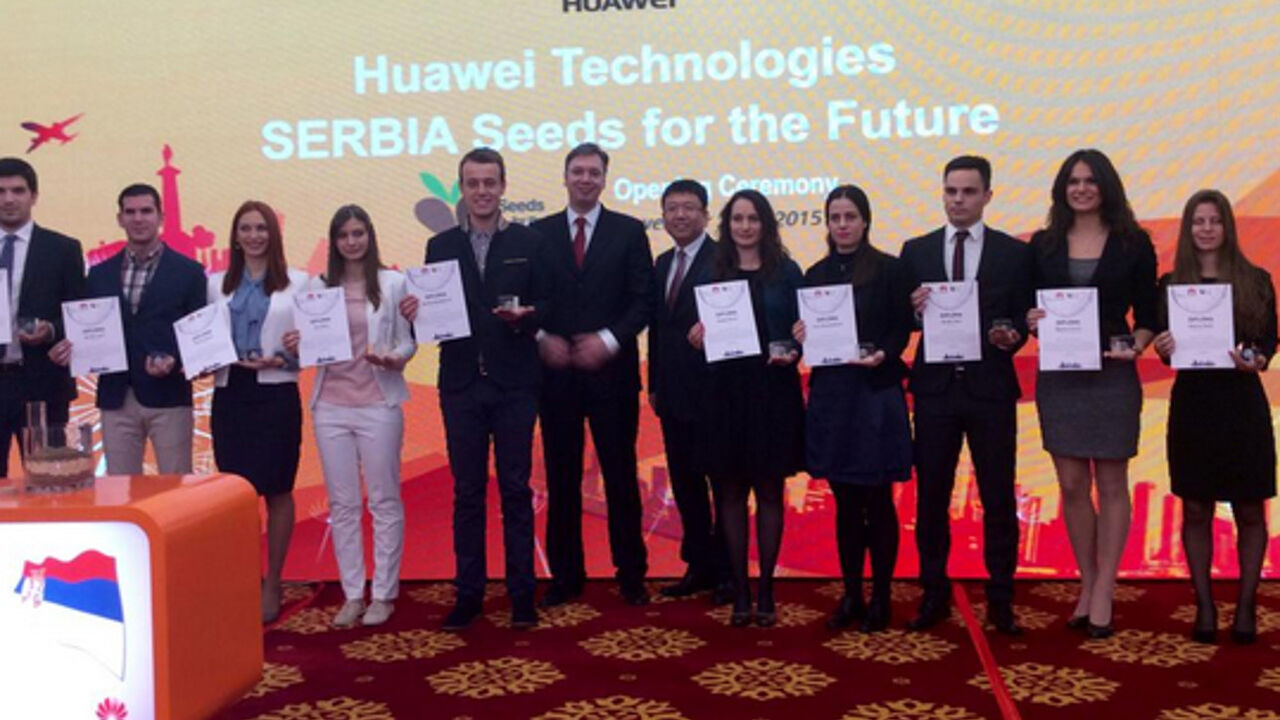 Aleksandar Vučić sa srpskim studentima u Pekingu