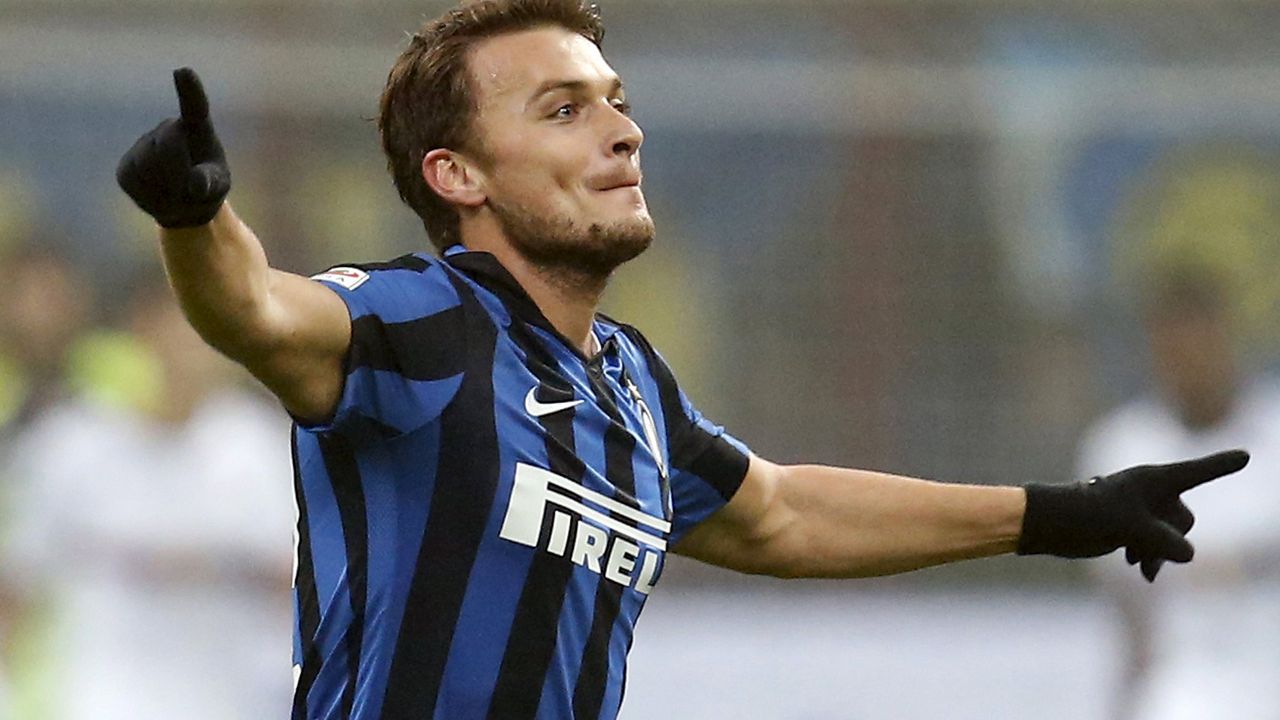 Adem Ljajić slavi gol