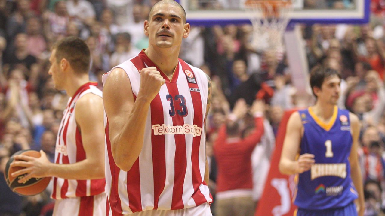Maik Cirbes u meču Crvena zvezda - Himki